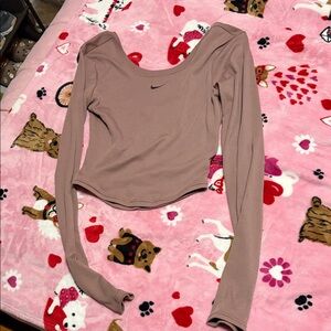 Nike long Sleeve Top nwot